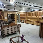 Hotel Le Mount Near Igi Airport