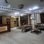 Hotel Le Mount Near Igi Airport