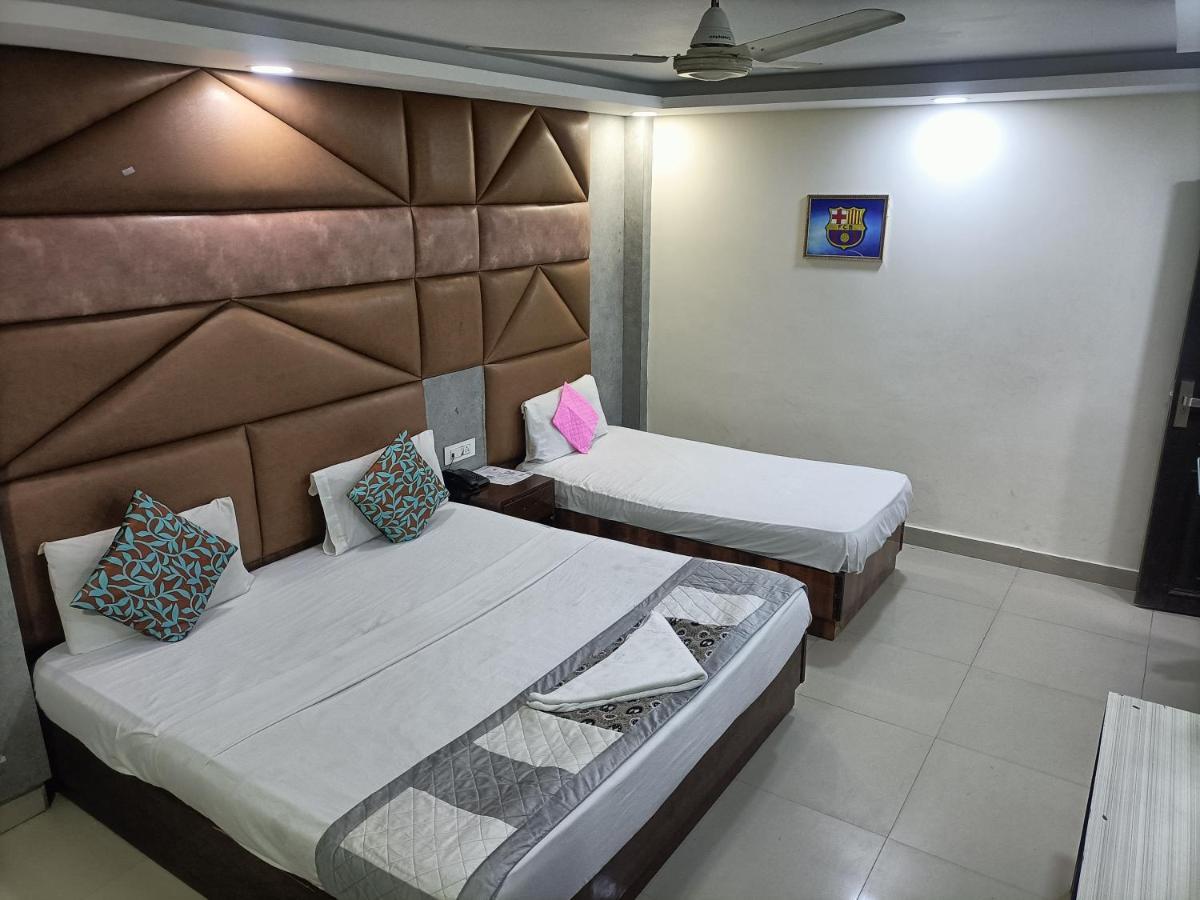Le Mount Near Igi Airport New Delhi