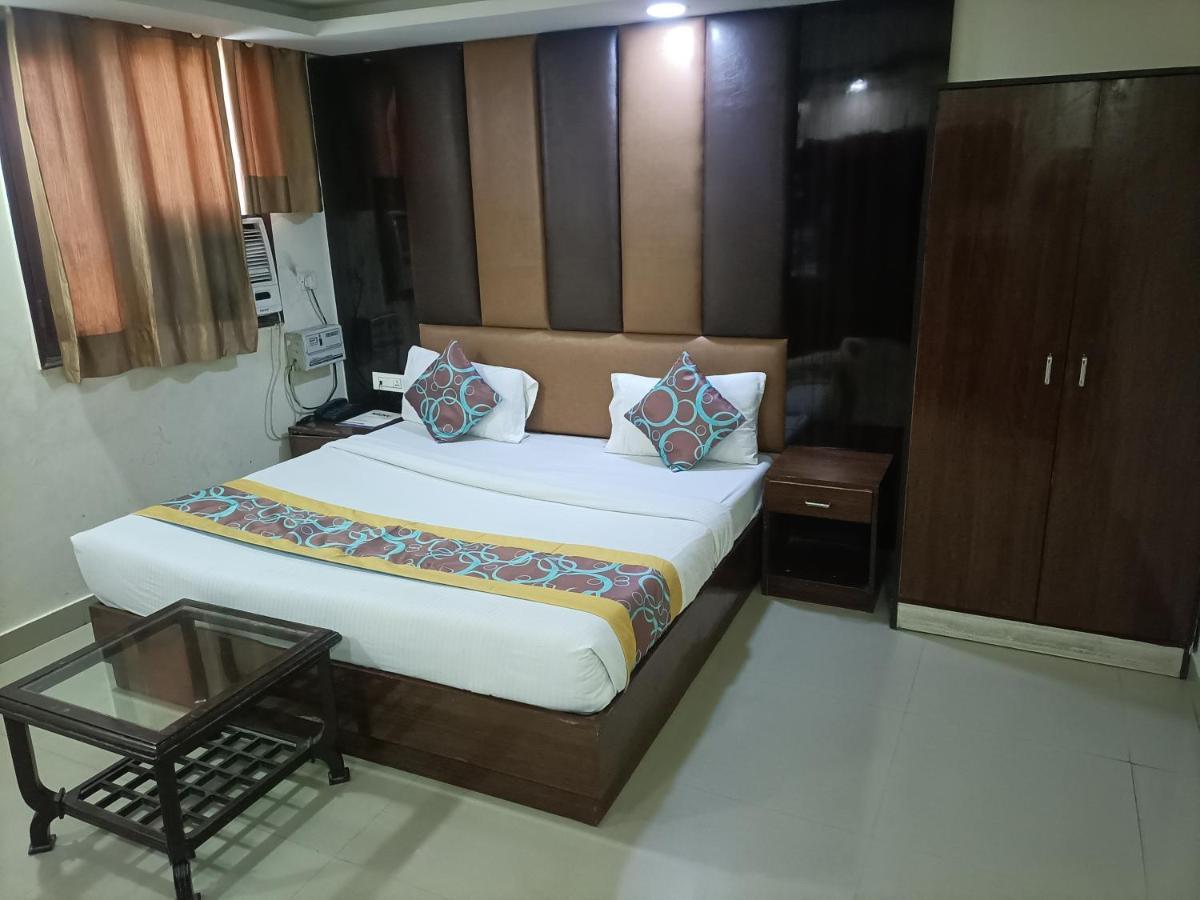 Le Mount Near Igi Airport Hotel New Delhi